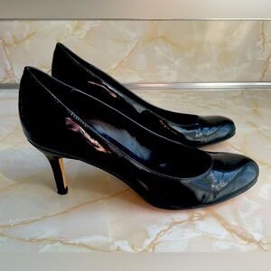 Black Vaneli Heels 👠